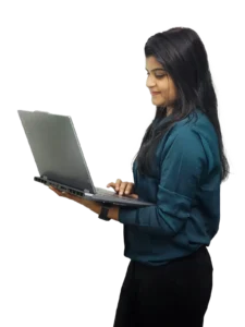 best-digital-marketing-freelancer-kerala-with-laptop